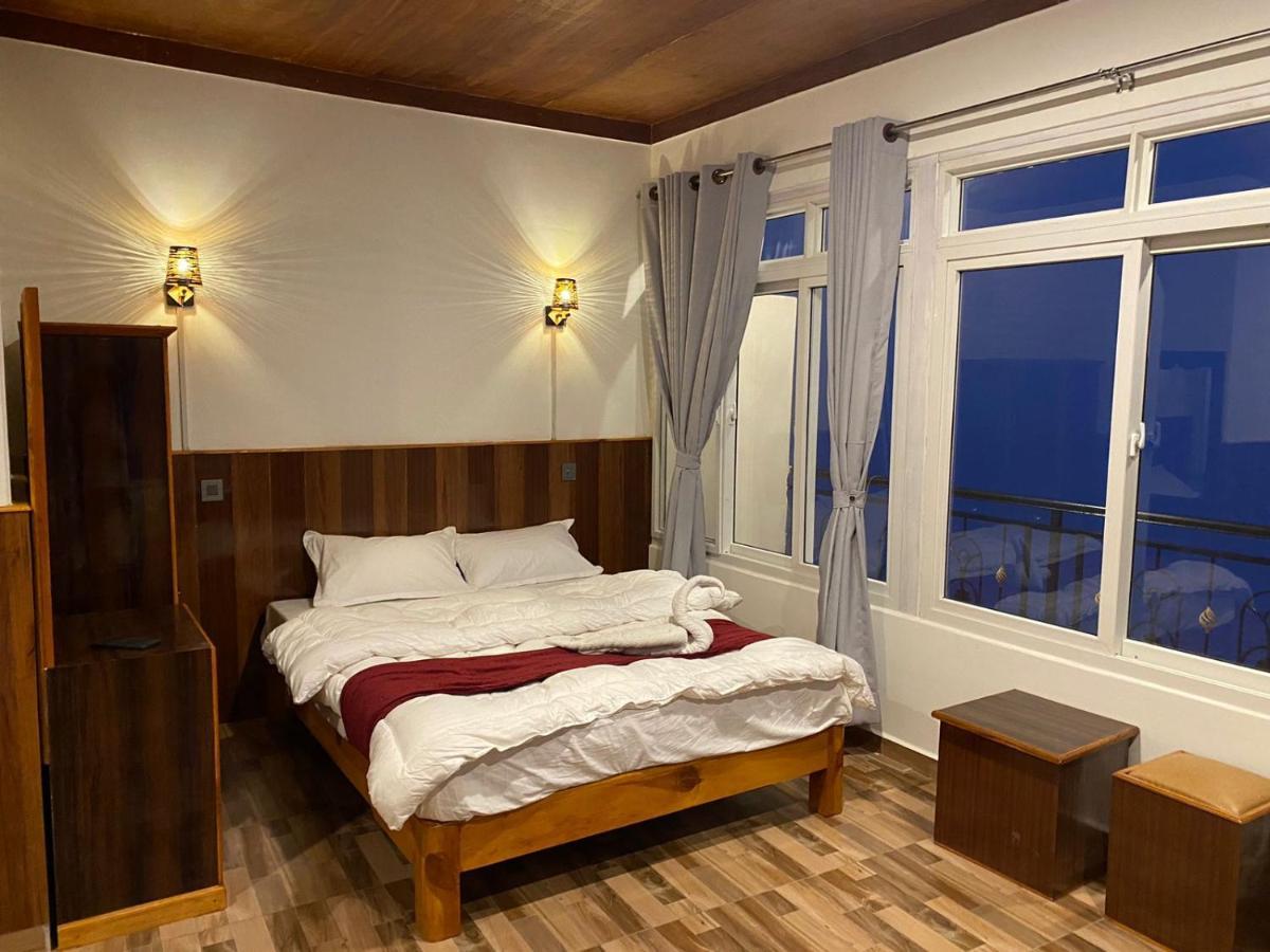 Panoramic View Guest House Sarangkot Покхара Экстерьер фото