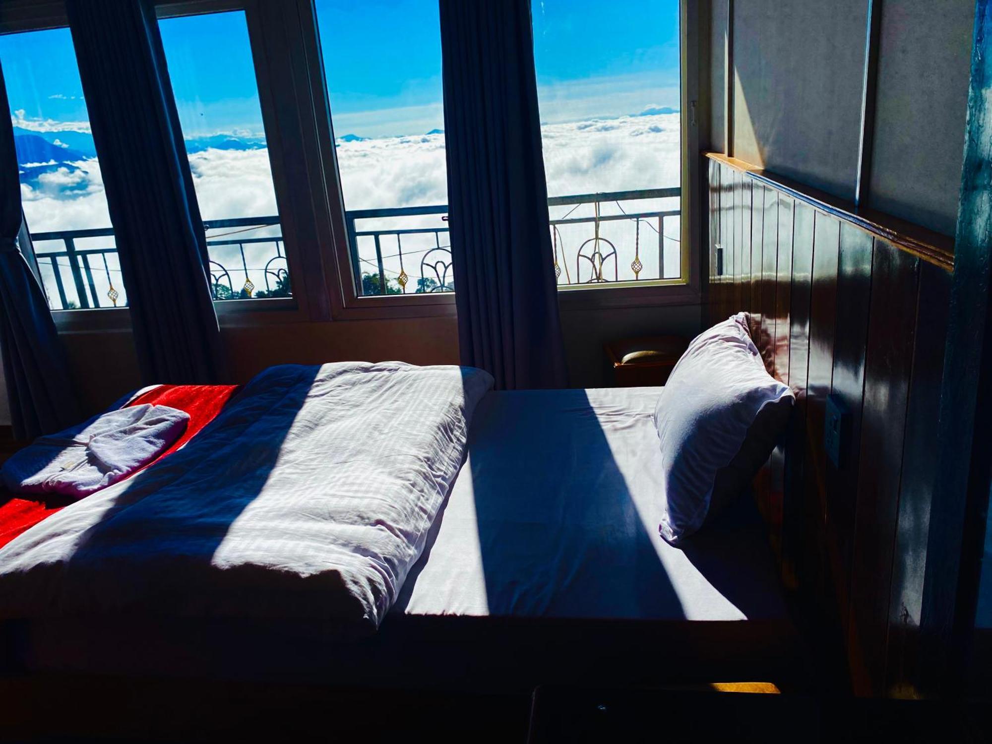 Panoramic View Guest House Sarangkot Покхара Экстерьер фото
