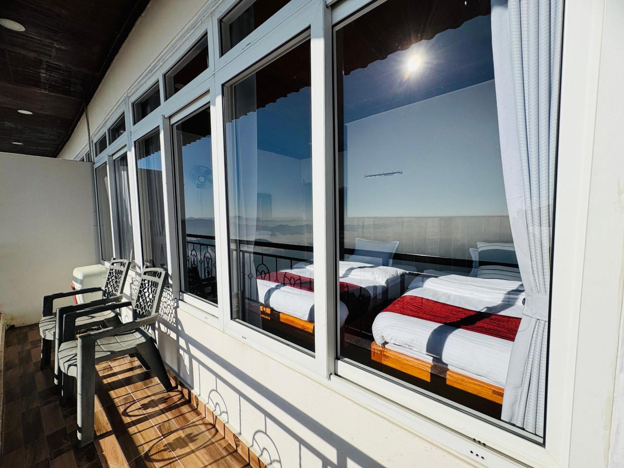 Panoramic View Guest House Sarangkot Покхара Экстерьер фото